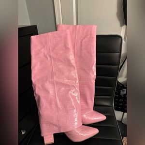 Pink zendaya crocodile boots